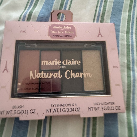 Natural Charm Face Palette - Blush, Eyeshadow, Highlighter - Picture 3 of 3